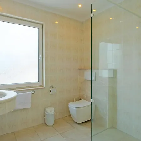 Kismet Villa *
